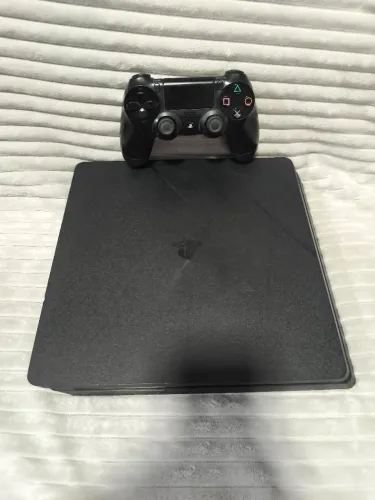 PlayStation 4 slim 1tb desbloqueado