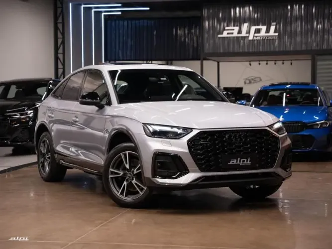Audi Q5 SB P Black. 2.0 TFSIe S.tr. QT (hib.) 2023