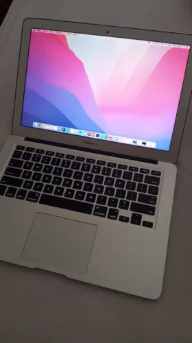 MacBook Air i5, 8gb de ram