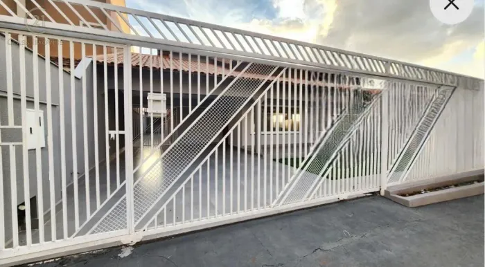 Casa para alugar em Londrina, Jardim Vilas Boas, com 3 quartos, com 225 m²