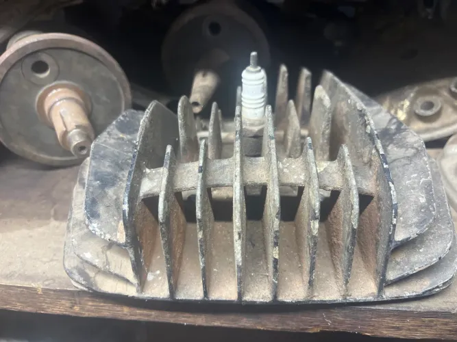 Tampa autolubio de cabeçote Yamaha dt 180
