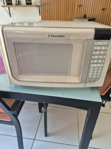 Microondas 31 litros