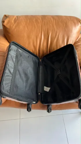 Mala de bordo bagaggio P com marca de uso