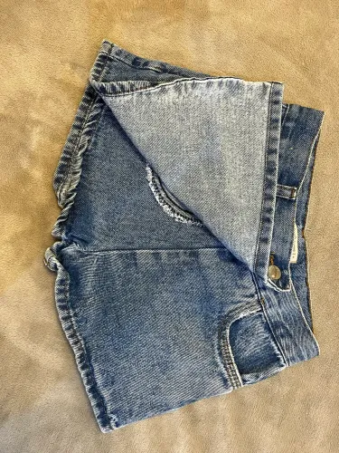 BERMUDA JEANS 3 anos