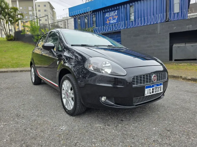Fiat Punto Attractive Italia 1.4 F.flex 8V 5P 2012