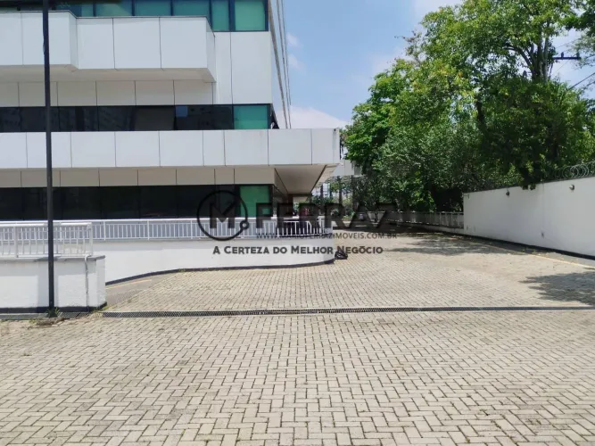 Locação corporativa no Edifício Nações Unidas Corporate com 1.700 m²