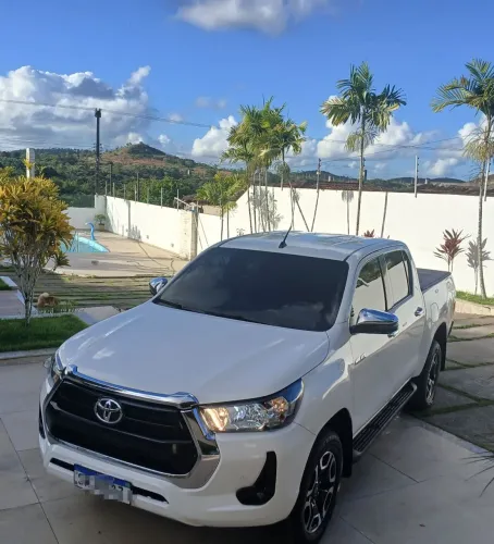 Toyota Hilux CD SRV 4X4 2.8 TDI Diesel Aut. 2024