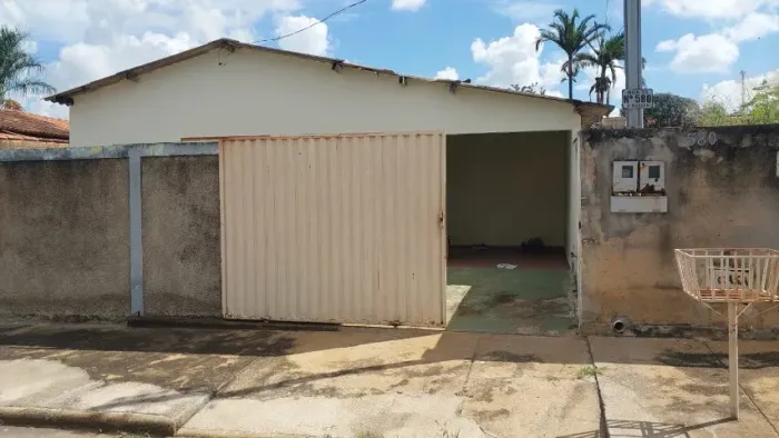 Casa 2 quartos lote 450 m2 Margon I
