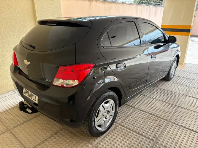 Chevrolet Onix JOY Hatch 1.0 8V Flex Mec. 4P 2018