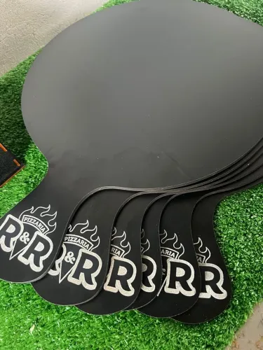 pá de pizza para servir personalizada
