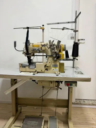 Máquina de costura BT singer