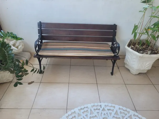 Cadeira solitária