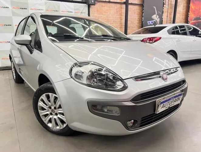 Fiat Punto Essence 1.6 Flex 16V 5P 2016