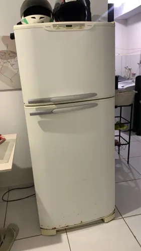 Geladeira eletrolux