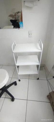 Carrinho auxiliar estética/ salão