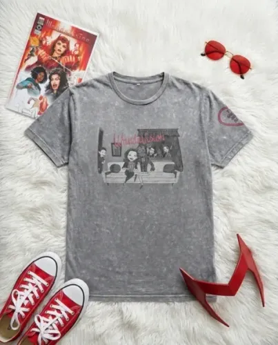 Camiseta Cinza Estonada WandaVision (Tamanho 46) ? Peça de Brechó