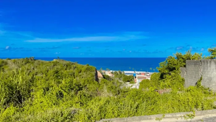 Lote com Vista para o mar com 1350m ²