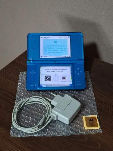 Nintendo DSi XL Azul