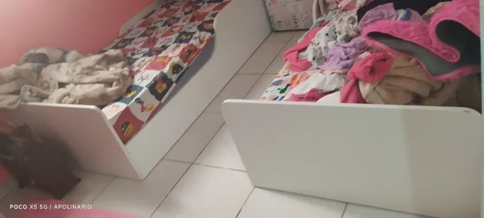 cama de solteiro em MDF