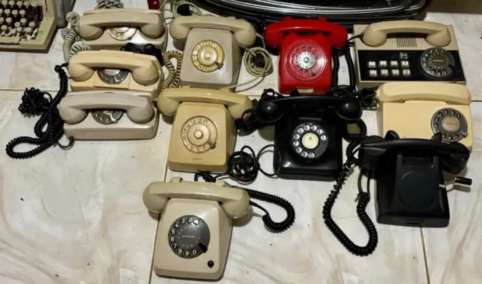 Lote Telefones Antigos Disco e Manivela