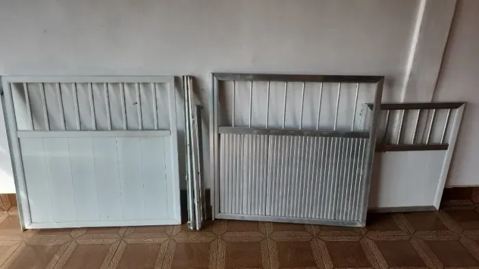 Portões de alumínio