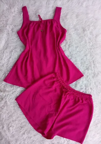 Conjunto shorts e blusinha rosa Tam G/GG