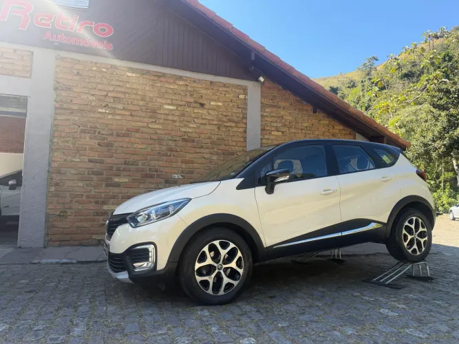 Renault Captur Intense 2.0 16V Flex 5P Aut. 2018