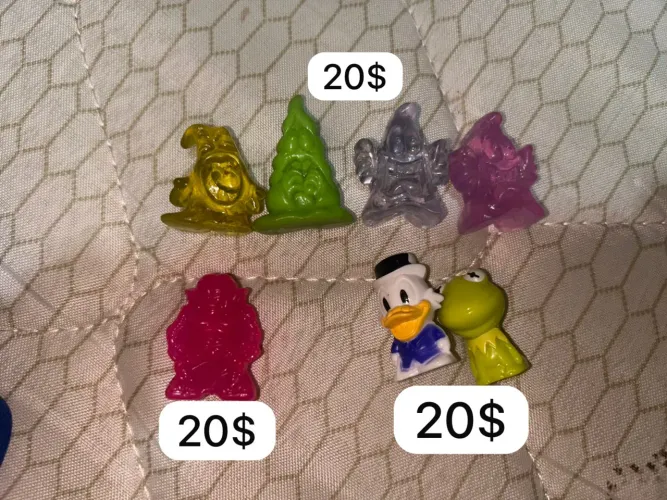 Gogos Crazy Bones / Gogos Colecionáveis - Saibaman, Tio Patinhas, Kermit e Geloucos
