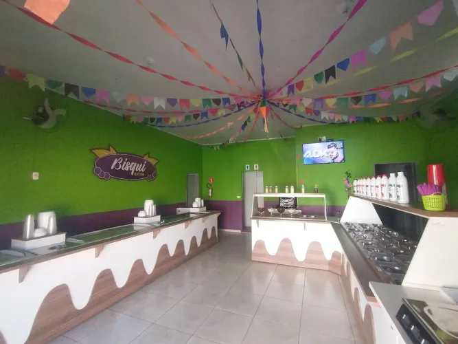 Venda de móveis para sorveteria self service