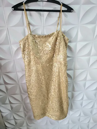 Vestido de festa dourado tamanho 42 serve G/GG