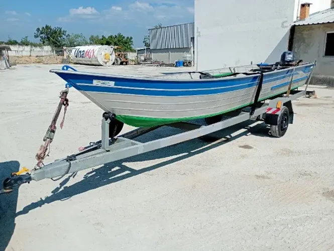 Barco/Lancha Alumínio 6,0 m + motor Yamaha 25 hp + carreta rodoviária 