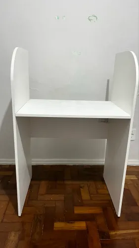 Escrivaninha / Mesa Compacta Branca - Usada