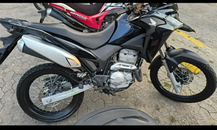 XRE 300 com abs/aceito troca por Saveiro ou Parati 