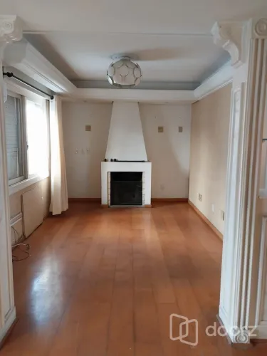 Imóvel na Vicente da Fontoura com 2 dormitórios e 154m²
