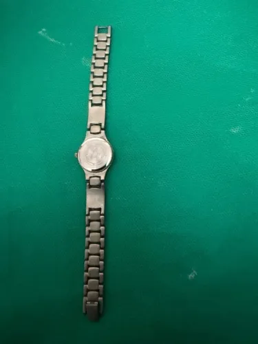 Relógio Guess Feminino -usado (Usado)