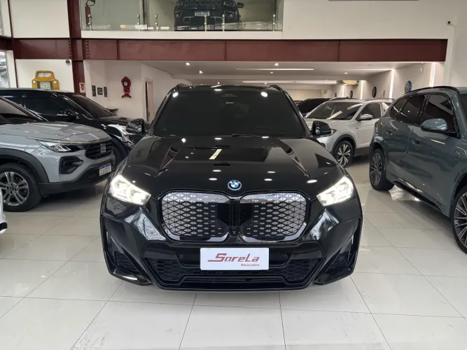 BMW IX1 Xdrive 30 M Sport (elétrico) 2024