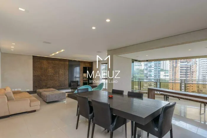 Apartamento de 4 suítes e 4 vagas à Venda em Condomínio no Vila da Serra- Nova Lima/MG
