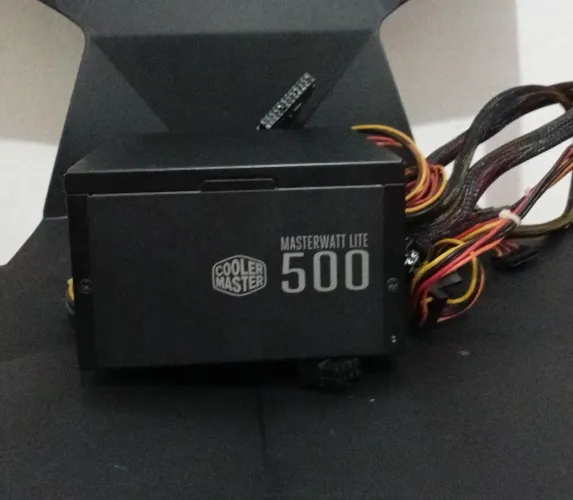 Fonte cooler Master 80 plus bronze