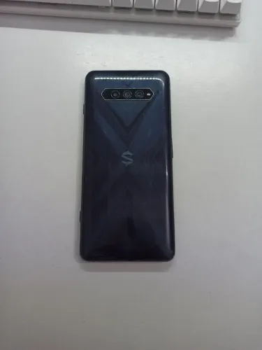 BLACK SHARK 4 (Display queimado)
