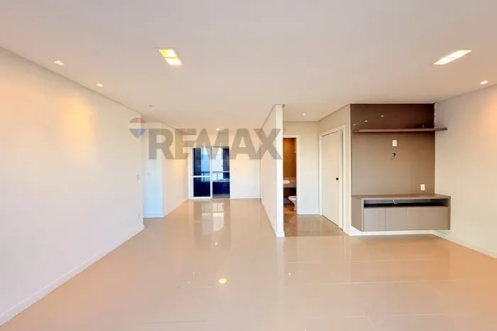 Apartamento 162m² p/ locação, 3 Suítes mais Escritório, Vista mar, 3 Vagas de garagem, Col