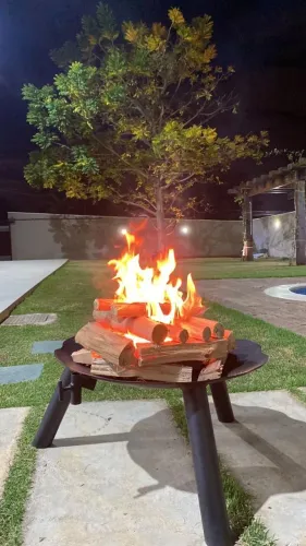 Lareira, braseiro, lenheiro, fogo de chão, pira