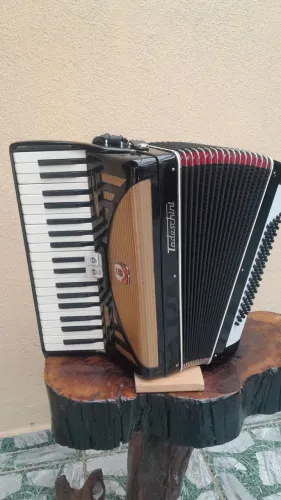 Acordeon todeschini 80 baixo