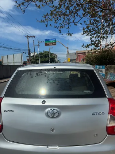 Toyota Etios 1.3 Flex 16V 5P Mec. 2013