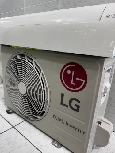 Ar-condicionado LG dual inverter 12000 BTU Completa