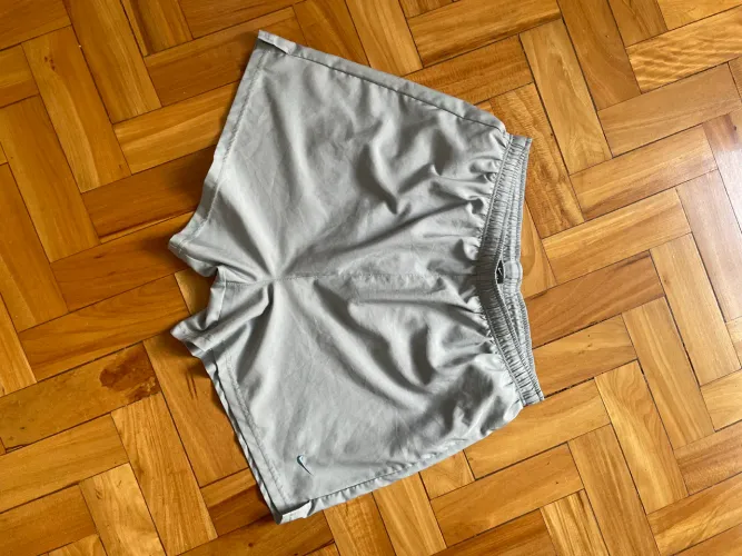 short nike dri-fit cinza claro g