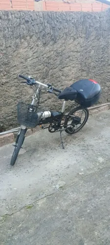 Bicicleta Eletrica 350W com baú ótimo estado barbada