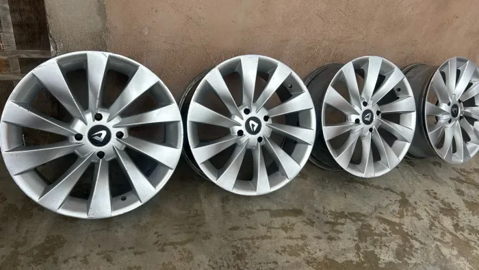 Rodas Volcano V-70 aro 17 - Passo Cartão