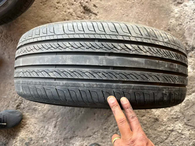 Pneu 195/55/16 Importado top de borracha. Apenas R$170