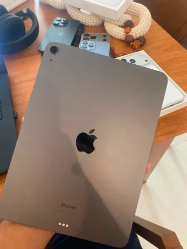 Apple iPad Air (5a geração) M1 - 10,9 polegadas