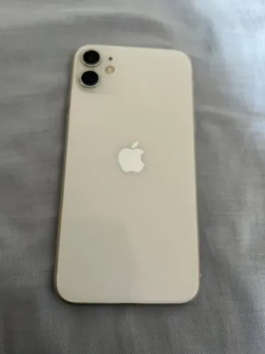 iPhone 11 69% de saúde